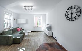 Apartament Średnia 16